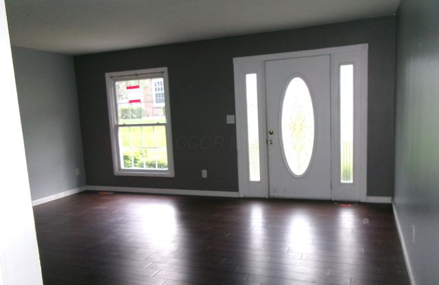 617 Simbury Street, D-8, Columbus, OH 43228