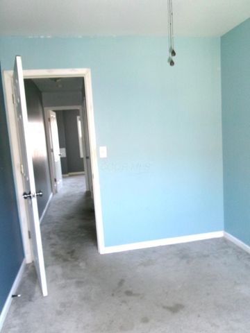 617 Simbury Street, D-8, Columbus, OH 43228