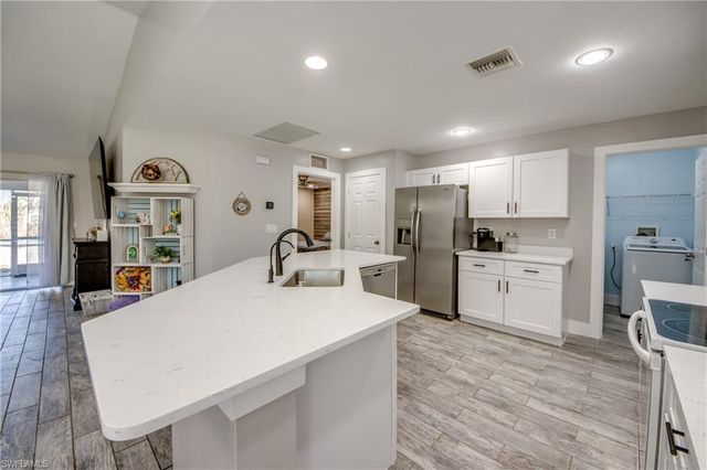 2912 52nd ST W, Lehigh Acres, FL 33971