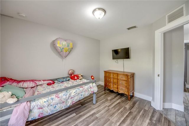 2912 52nd ST W, Lehigh Acres, FL 33971