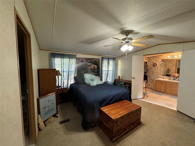 645 Deer Park Drive, Brookeland, TX 75931