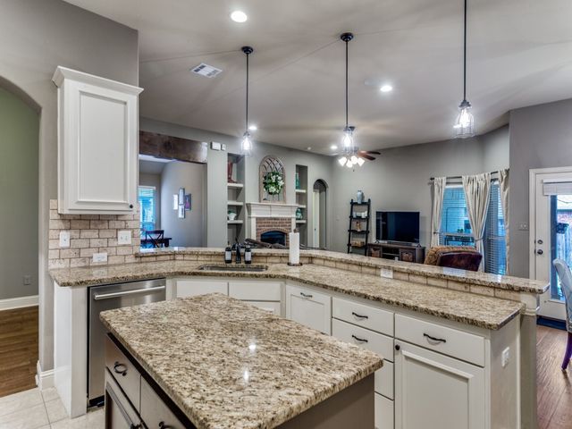 9837 Brazoria Trail, Fort Worth, TX 76126