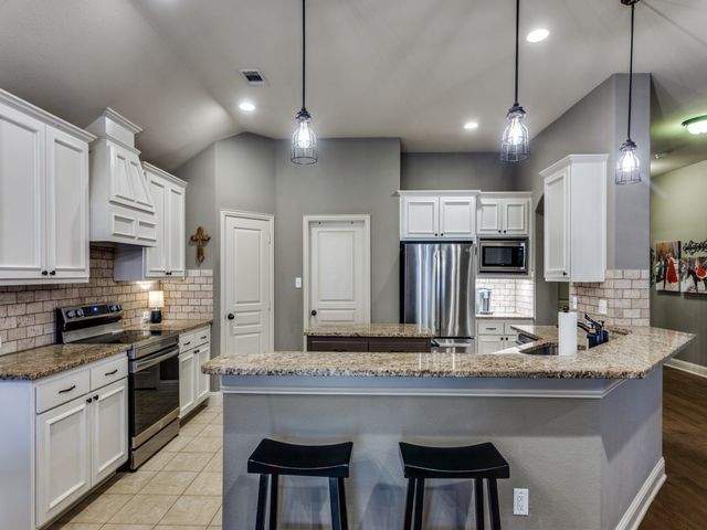 9837 Brazoria Trail, Fort Worth, TX 76126