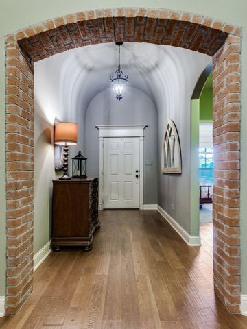 9837 Brazoria Trail, Fort Worth, TX 76126