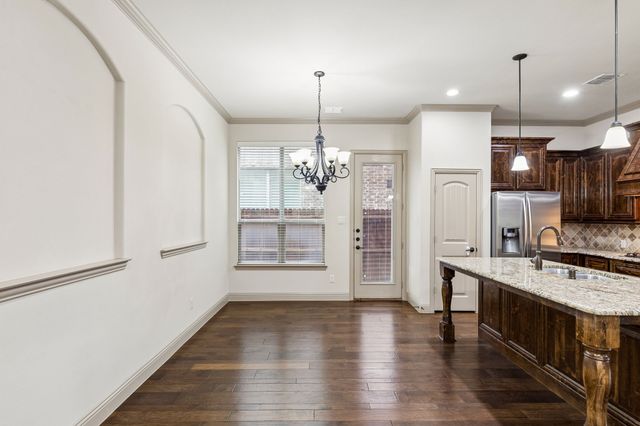 4944 Dominion Boulevard, Irving, TX 75038