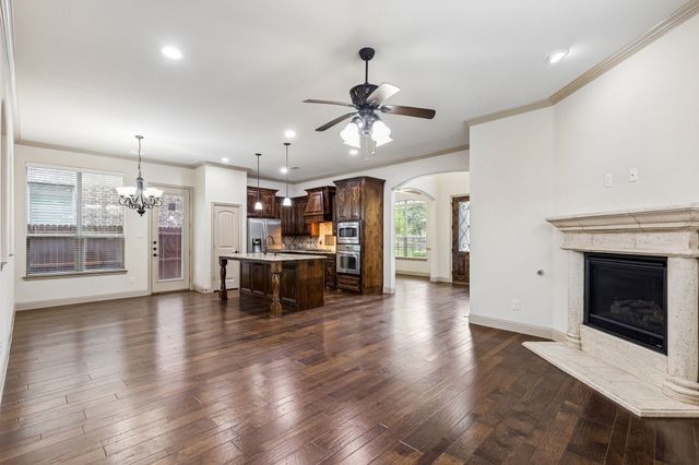 4944 Dominion Boulevard, Irving, TX 75038
