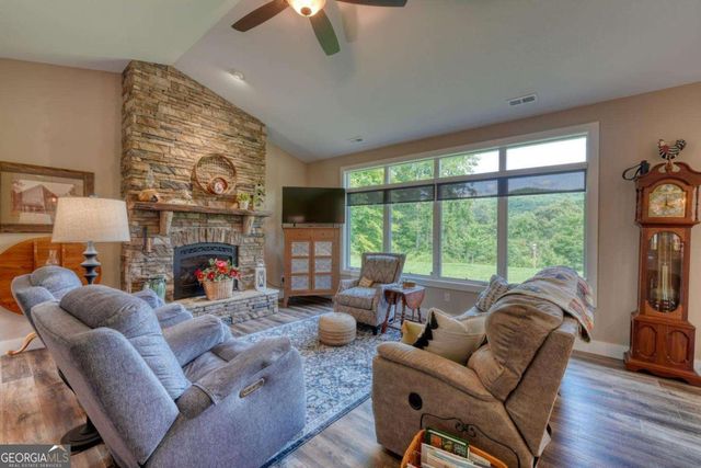314 Winchester Cove Road, Hayesville, NC 28904