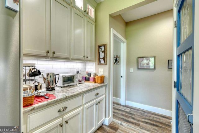 314 Winchester Cove Road, Hayesville, NC 28904