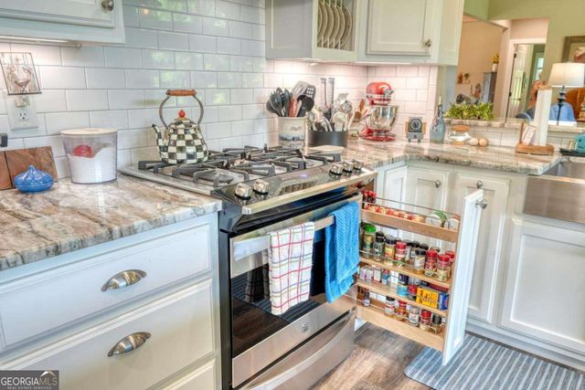 314 Winchester Cove Road, Hayesville, NC 28904