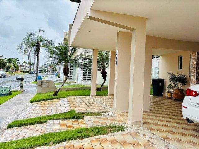 calle 19 2W8 URB. ALTOMONTE, Caguas, PR 00727