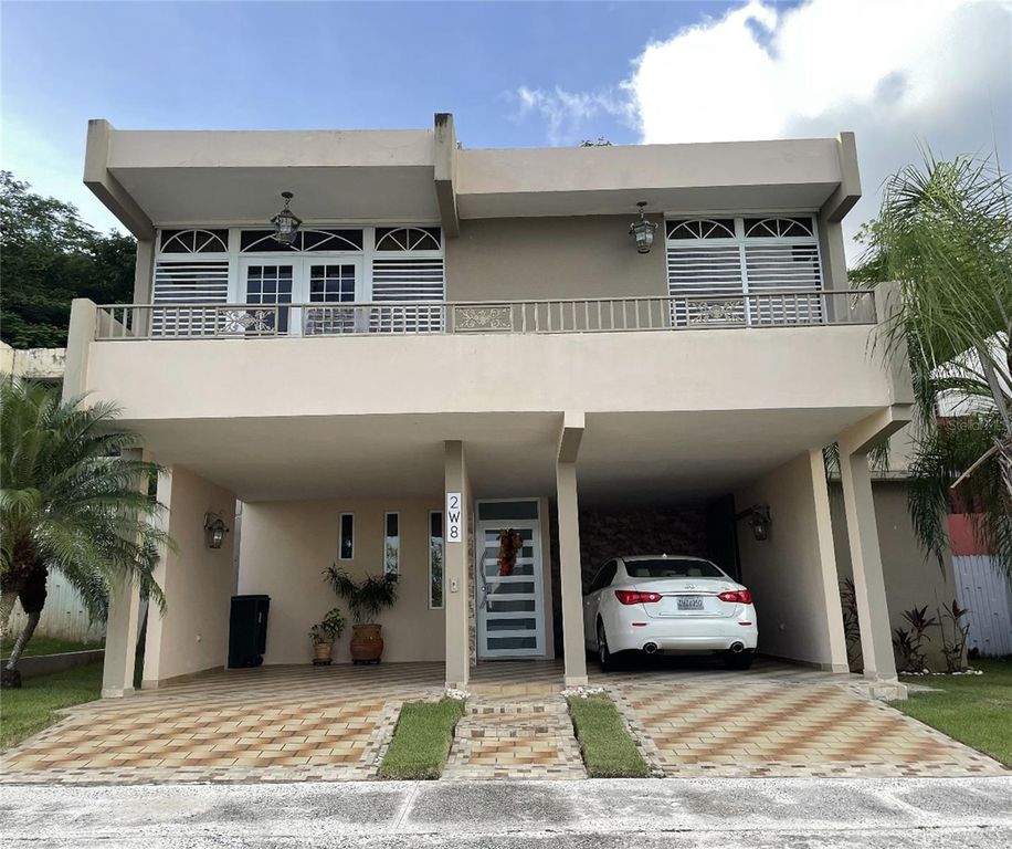 calle 19 2W8 URB. ALTOMONTE, Caguas, PR 00727