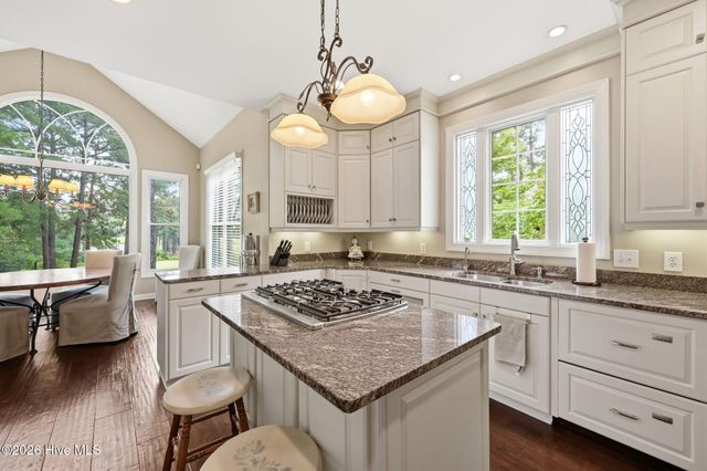 83 Abbottsford Drive, Pinehurst, NC 28374