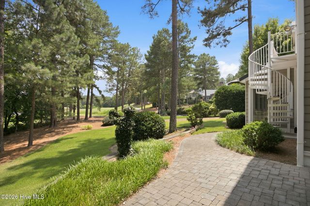 83 Abbottsford Drive, Pinehurst, NC 28374
