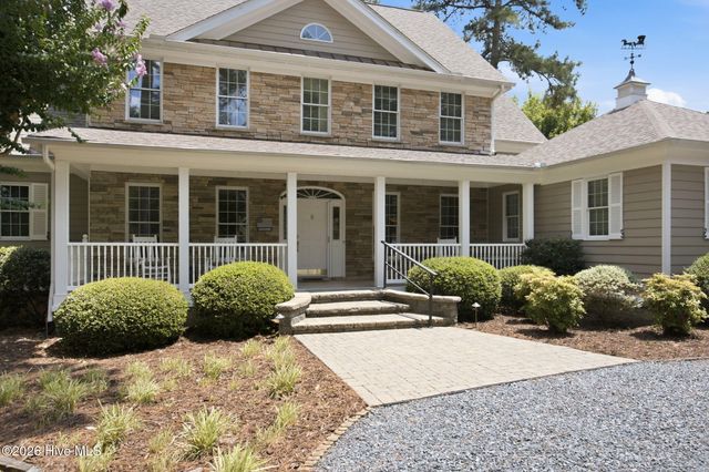 83 Abbottsford Drive, Pinehurst, NC 28374