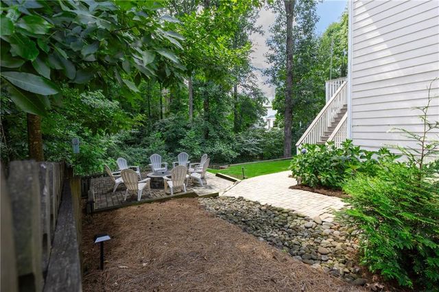 1807 Richmond Hill Drive, Lawrenceville, GA 30043
