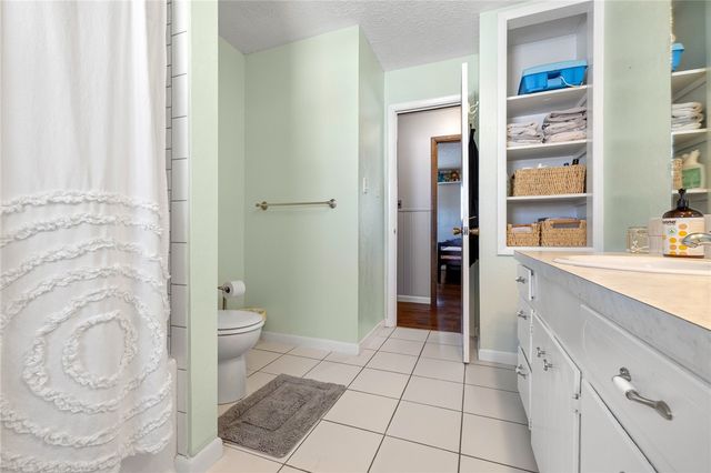 2504 Joe Holt Road, Everton, AR 72633