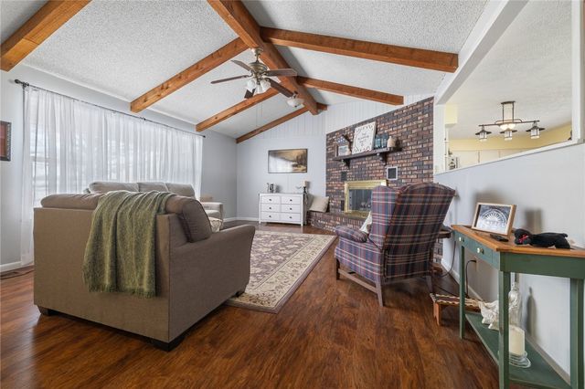 2504 Joe Holt Road, Everton, AR 72633