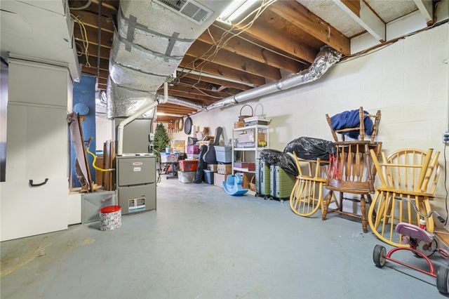 2504 Joe Holt Road, Everton, AR 72633