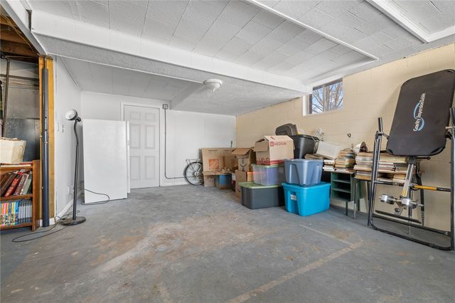 2504 Joe Holt Road, Everton, AR 72633