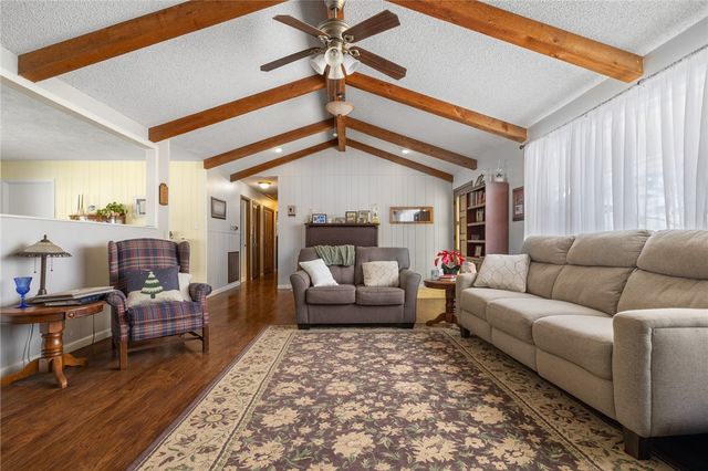 2504 Joe Holt Road, Everton, AR 72633