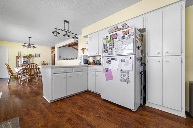 2504 Joe Holt Road, Everton, AR 72633