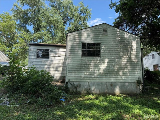 10357 Prince Drive, St Louis, MO 63136