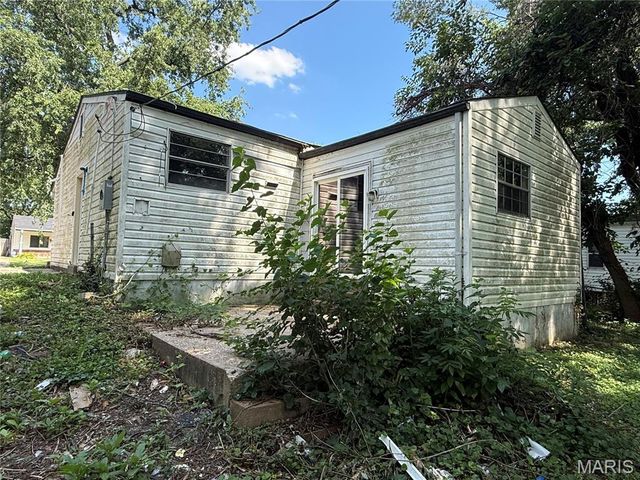 10357 Prince Drive, St Louis, MO 63136