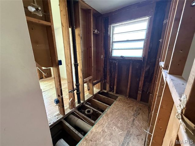 10357 Prince Drive, St Louis, MO 63136