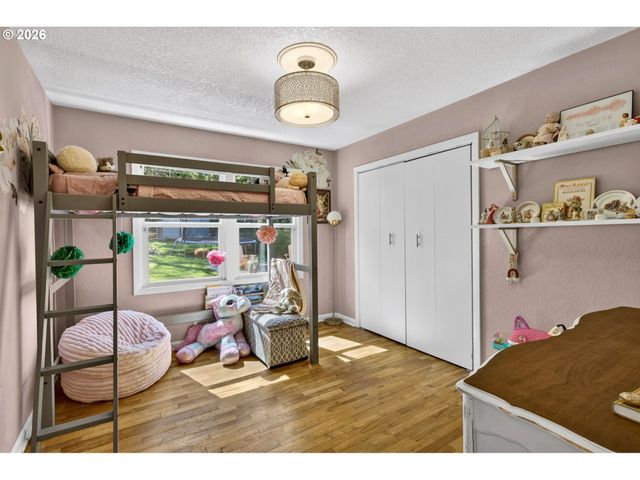 5980 W A St, West Linn, OR 97068