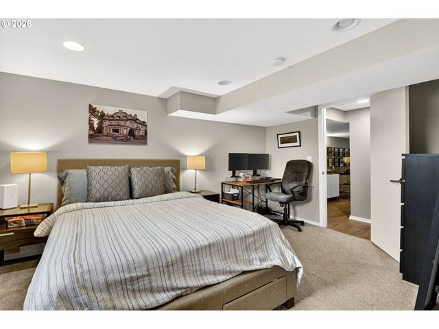 5980 W A St, West Linn, OR 97068