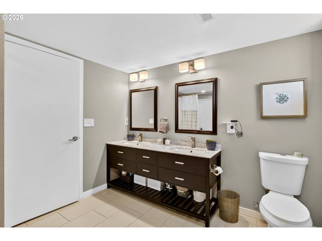 5980 W A St, West Linn, OR 97068