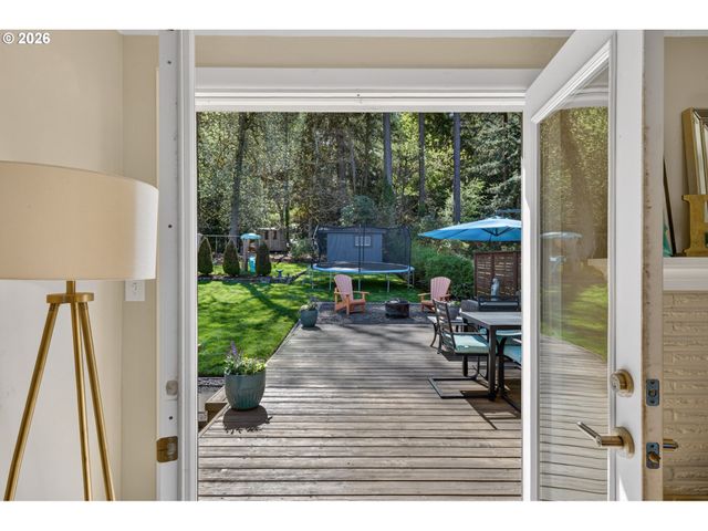 5980 W A St, West Linn, OR 97068