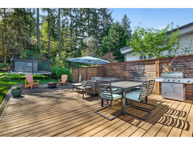 5980 W A St, West Linn, OR 97068