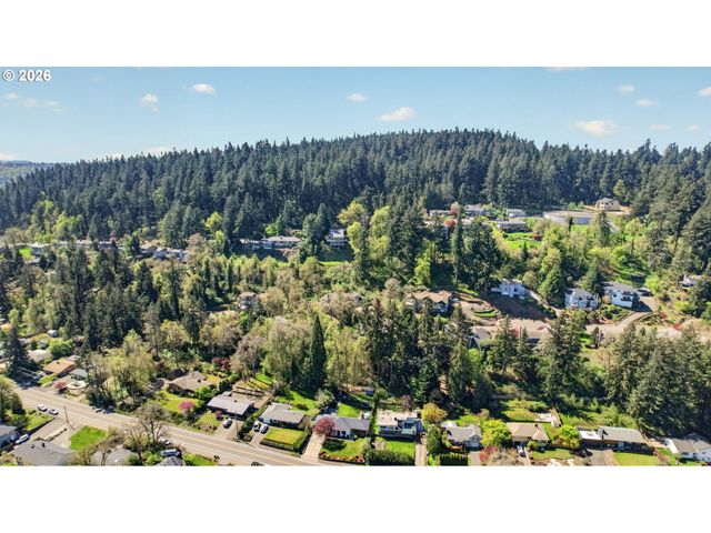 5980 W A St, West Linn, OR 97068