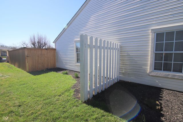 7175 Woodgate Drive, Fishers, IN 46038