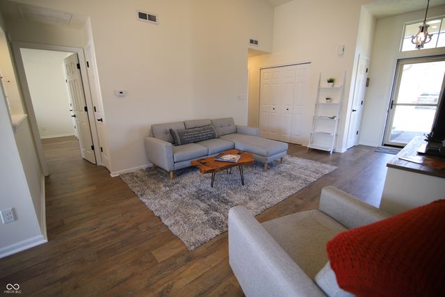 7175 Woodgate Drive, Fishers, IN 46038