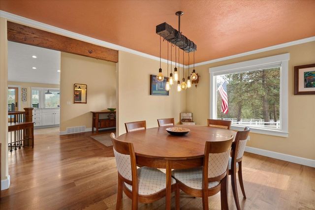 710 S Idaho Rd, Liberty Lake, WA 99019