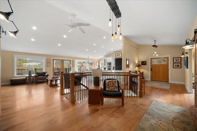 710 S Idaho Rd, Liberty Lake, WA 99019
