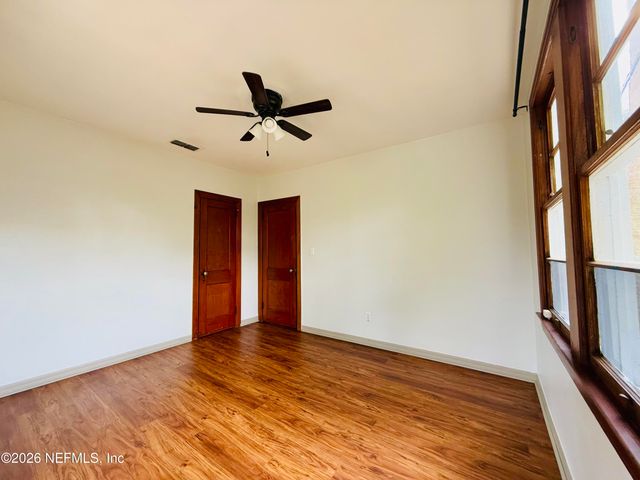 2043 HUNTSFORD Road, Jacksonville, FL 32207