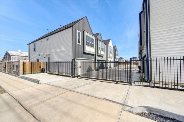 2906 Stevens Street, Houston, TX 77026