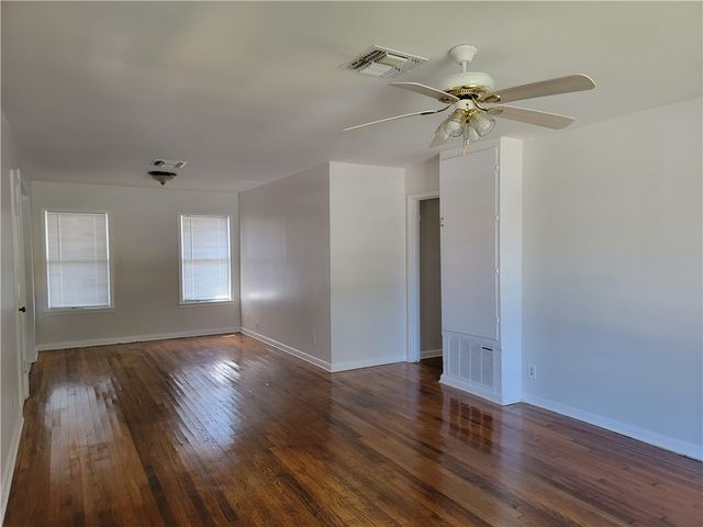 401 Glenmore St, Corpus Christi, TX 78412