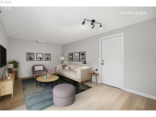 12955 Sw 22ND St, Beaverton, OR 97008