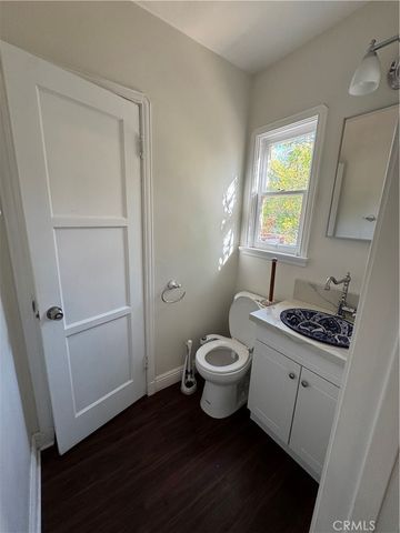 5528 Willowcrest, North Hollywood, CA 91601