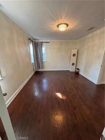 5528 Willowcrest, North Hollywood, CA 91601