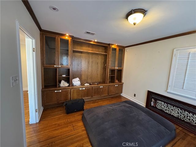 5528 Willowcrest, North Hollywood, CA 91601