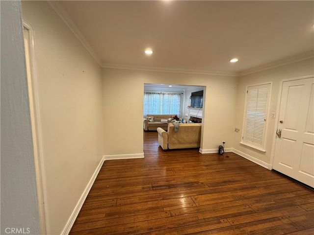 5528 Willowcrest, North Hollywood, CA 91601