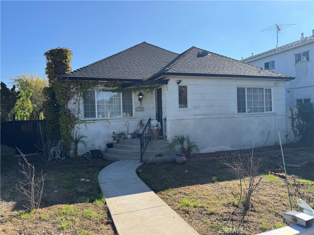 5528 Willowcrest, North Hollywood, CA 91601