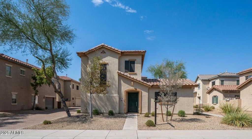 10296 W SANDS Drive 485, Peoria, AZ 85383