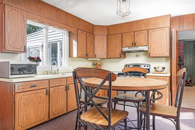 9 Cedar Crest Drive, Westerly, RI 02891