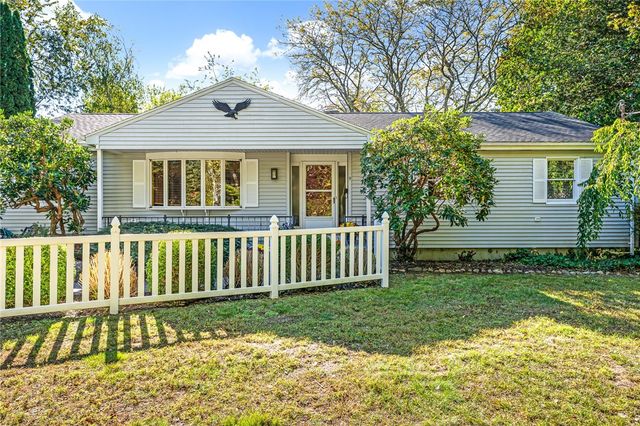 9 Cedar Crest Drive, Westerly, RI 02891